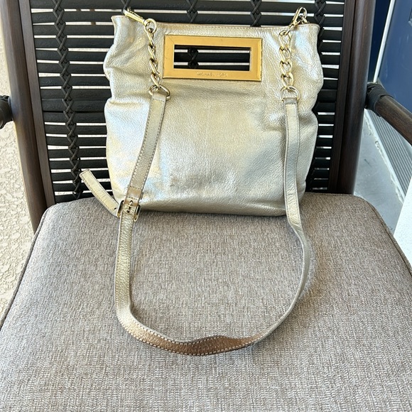 Michael Kors bag - Picture 8 of 11